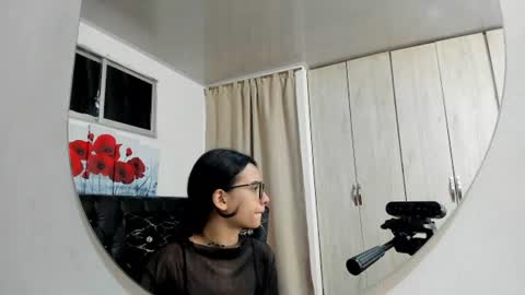 pinky_f00x online show from 5, 8, 2026
