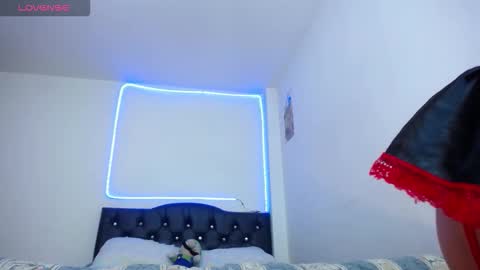 VIOLETA LOPEZ online show from 5, 2, 2026