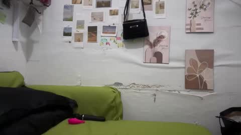 Rose online show from 5, 11, 2025