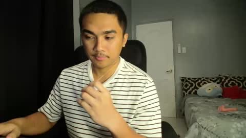 Adrianne online show from 17, 10, 2025