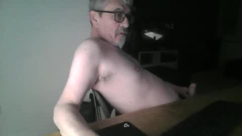 pipi2704 online show from 25, 4, 2026