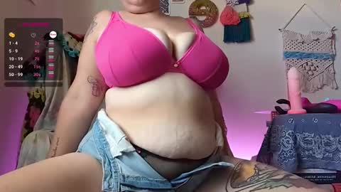 Em online show from 1, 1, 2025