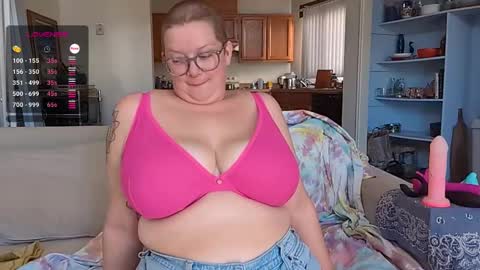 Em online show from 19, 1, 2025