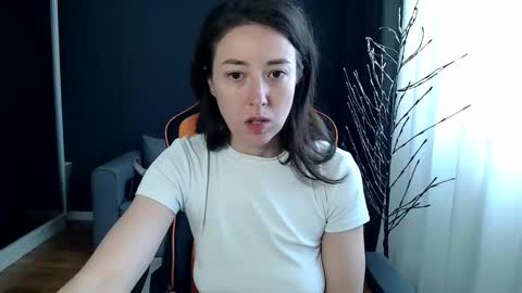 piscesgirl06 online show from 29, 10, 2025