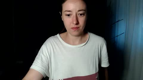 piscesgirl06 online show from 5, 8, 2026