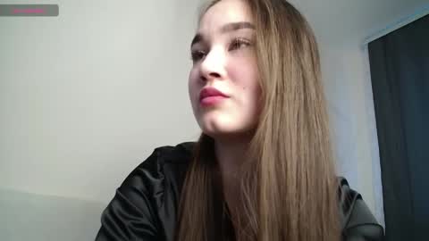 Lily online show from 30, 4, 2026