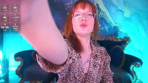 pixiepeachh online show from 14, 12, 2025