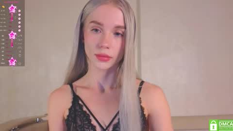 Snapshot of pixieprick chatting on 17, 11, 2025 Emmy and Edward online show from 17, 11, 2025