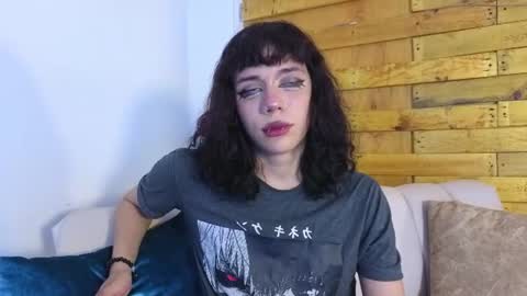 Snapshot of pixy_20 chatting on 12, 7, 2026 cris online show from 12, 7, 2026