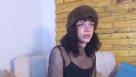 Snapshot of pixy_20 chatting on 13, 7, 2026 cris online show from 13, 7, 2026
