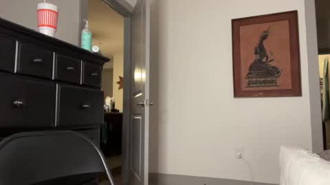 PeggedBiGuy online show from 31, 10, 2025