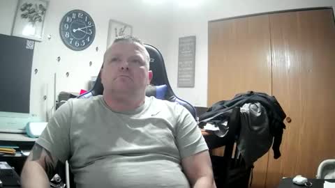 Snapshot of pkgotnos1 chatting on 25, 11, 2025 pkgotnos1 online show from 25, 11, 2025