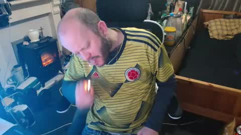 playboy_horny online show from 14, 12, 2025