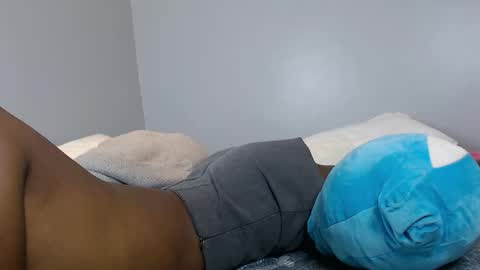 Snapshot of playboypetit chatting on 14, 11, 2025 playboypetit online show from 14, 11, 2025