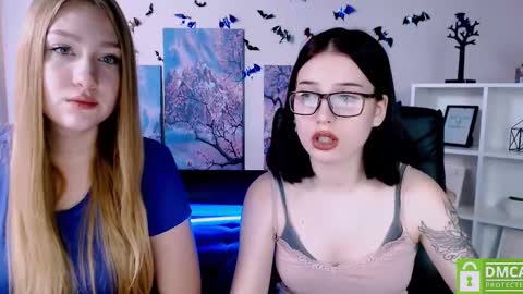 Snapshot of playful_sophie chatting on 20, 12, 2024 Sophie online show from 20, 12, 2024
