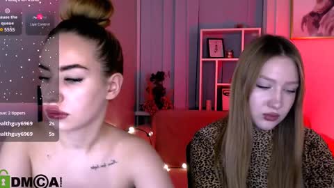 Snapshot of playful_sophie chatting on 10, 2, 2025 Sophie online show from 10, 2, 2025