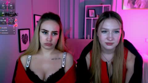 Snapshot of playful_sophie chatting on 12, 2, 2025 Sophie online show from 12, 2, 2025