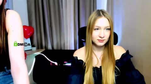 Snapshot of playful_sophie chatting on 18, 2, 2025 Sophie online show from 18, 2, 2025