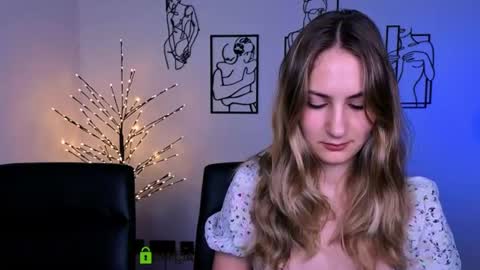 Sophie online show from 6, 8, 2026