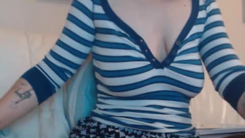 Snapshot of playfulsamira chatting on 25, 9, 2025 PlayfulSamira online show from 25, 9, 2025