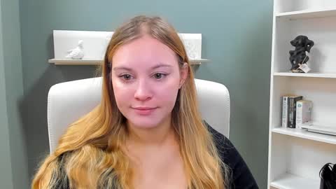Valeria online show from 5, 1, 2025