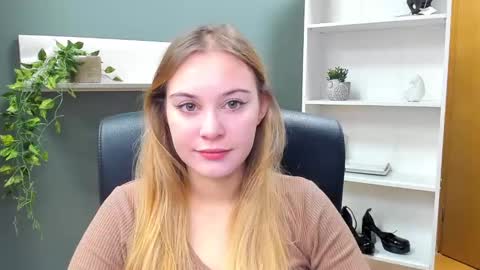 Valeria online show from 12, 1, 2025