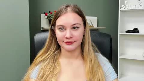 Valeria online show from 8, 3, 2025