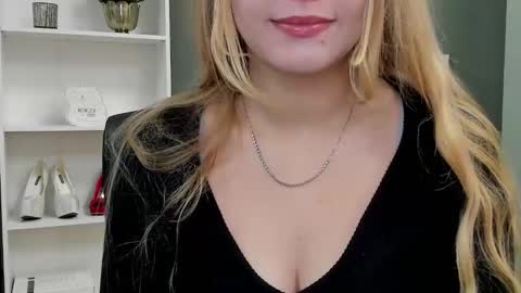 Valeria online show from 15, 9, 2025