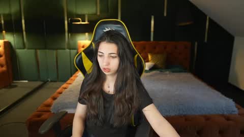 Lana online show from 1, 5, 2026