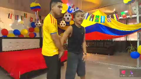   online show from 23, 6, 2026