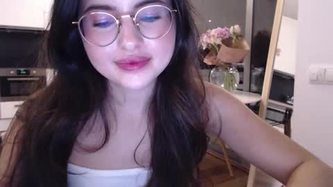 Mary online show from 4, 10, 2025