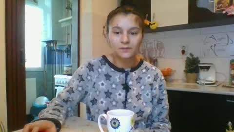 pleas3s_sweet online show from 2, 3, 2025