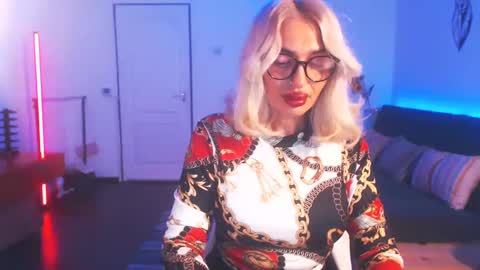 Snapshot of pleasureofgoods chatting on 11, 1, 2025 Victoria online show from 11, 1, 2025