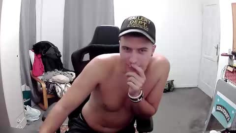 plkrisztian online show from 9, 11, 2025