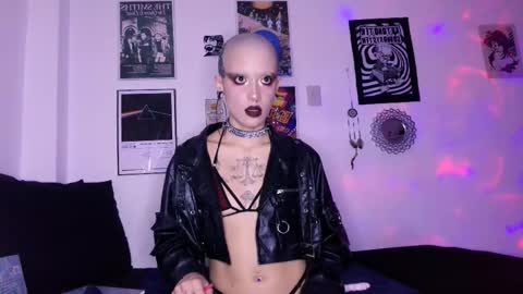    online show from 6, 11, 2025