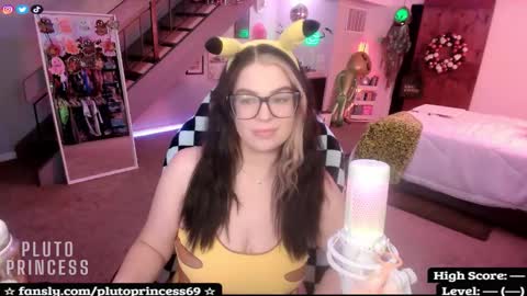 Pluto Princess online show from 17, 10, 2025