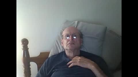 Snapshot of pmb11 chatting on 18, 9, 2025 trek 11 online show from 18, 9, 2025