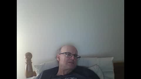 Snapshot of pmb11 chatting on 28, 11, 2025 trek 11 online show from 28, 11, 2025