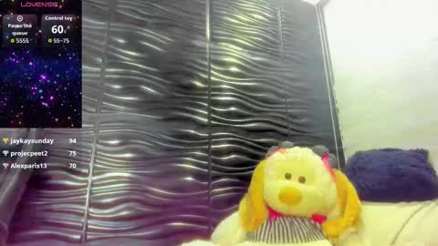 Snapshot of pocahontas_d chatting on 3, 12, 2025 catalina online show from 3, 12, 2025