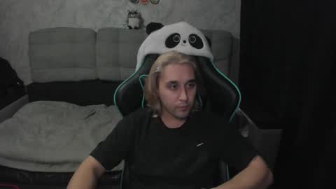 pohyi_ online show from 14, 3, 2026