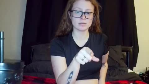 Snapshot of poisonivyy95 chatting on 11, 6, 2026 poisonivyy95 online show from 11, 6, 2026