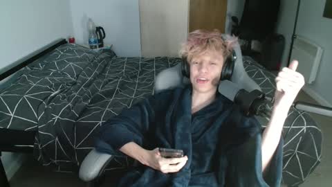 Snapshot of polarny05 chatting on 7, 12, 2024 Polarny online show from 7, 12, 2024