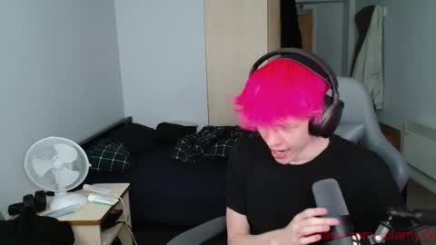 Snapshot of polarny05 chatting on 19, 10, 2025 Polarny online show from 19, 10, 2025