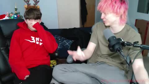 Snapshot of polarny05 chatting on 13, 12, 2025 Polarny online show from 13, 12, 2025