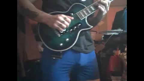 Snapshot of polishrifle3 chatting on 4, 10, 2025 jaws online show from 4, 10, 2025