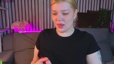 Polly online show from 29, 4, 2026
