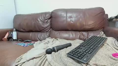 Snapshot of polly_aqua chatting on 27, 5, 2026 Polly Aqua online show from 27, 5, 2026