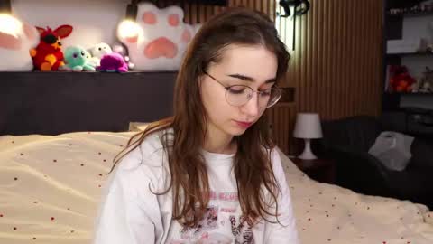 Polly online show from 9, 3, 2026