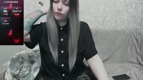 Snapshot of polly_wow chatting on 15, 4, 2026 Polly online show from 15, 4, 2026