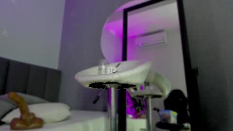 Snapshot of pollybabe_ chatting on 24, 12, 2024 POLLY online show from 24, 12, 2024